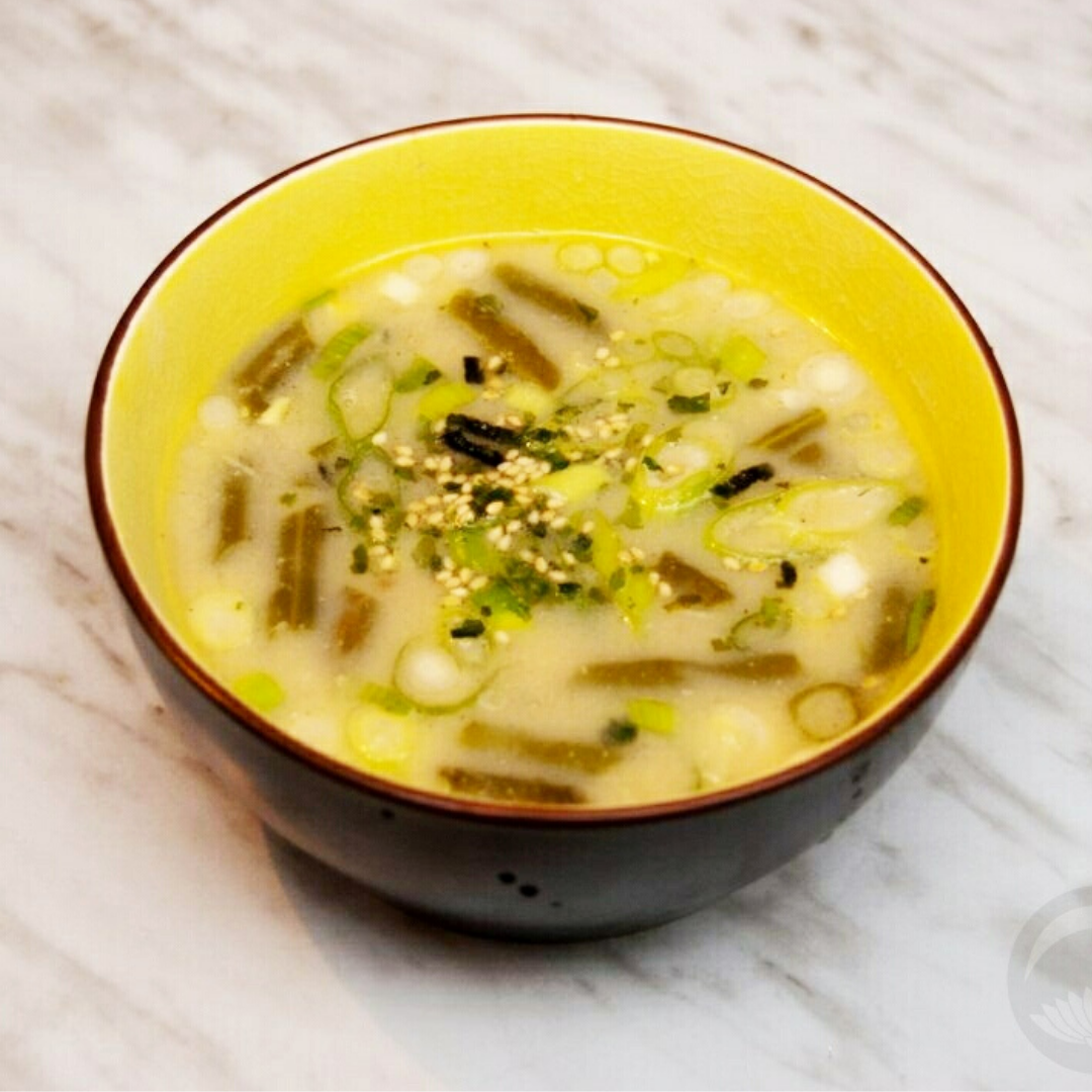 Easy Black Pepper Miso Soup with Vegetables